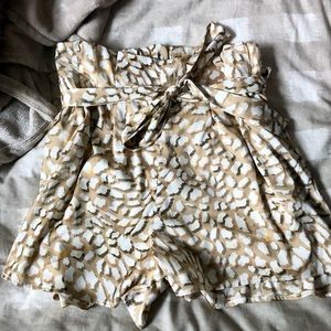 KITTENISH NEVER WORN